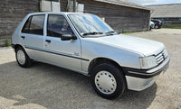 205 Sacré Numéro de 1995