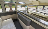 Combi Volkswagen T1 modifié en Samba 23 fenêtres de 1967