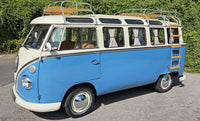 Combi Volkswagen T1 modifié en Samba 23 fenêtres de 1975