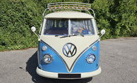 Combi Volkswagen T1 modifié en Samba 23 fenêtres de 1975